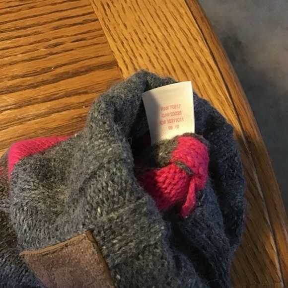 VS PINK MUKLUKS 2010 COLLECTION SZ LG GREY PINK LOGO KNEE HIGH - Picture 9 of 14